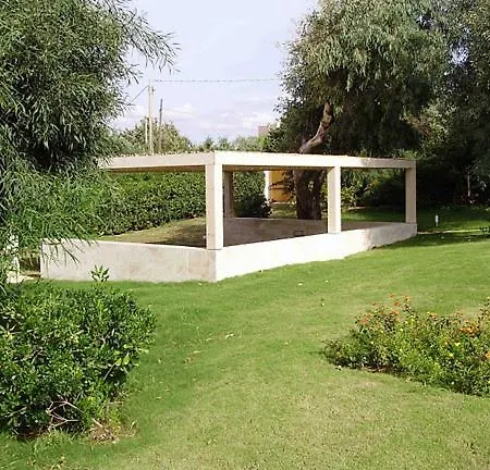 Sleeps 4 Pool Air Con Wifi *